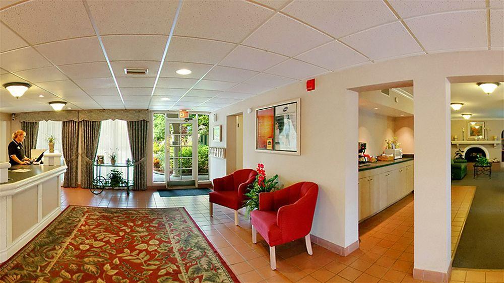 Red Roof Inn Tampa Bay - São Petersburgo Exterior foto